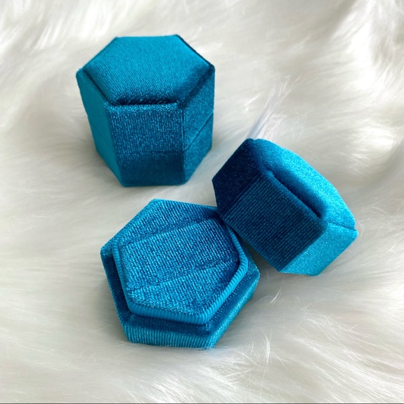 💍 NWB Pair of Ring Boxes in Teal Velvet 2 Pieces 💍 - Picture 2 of 8